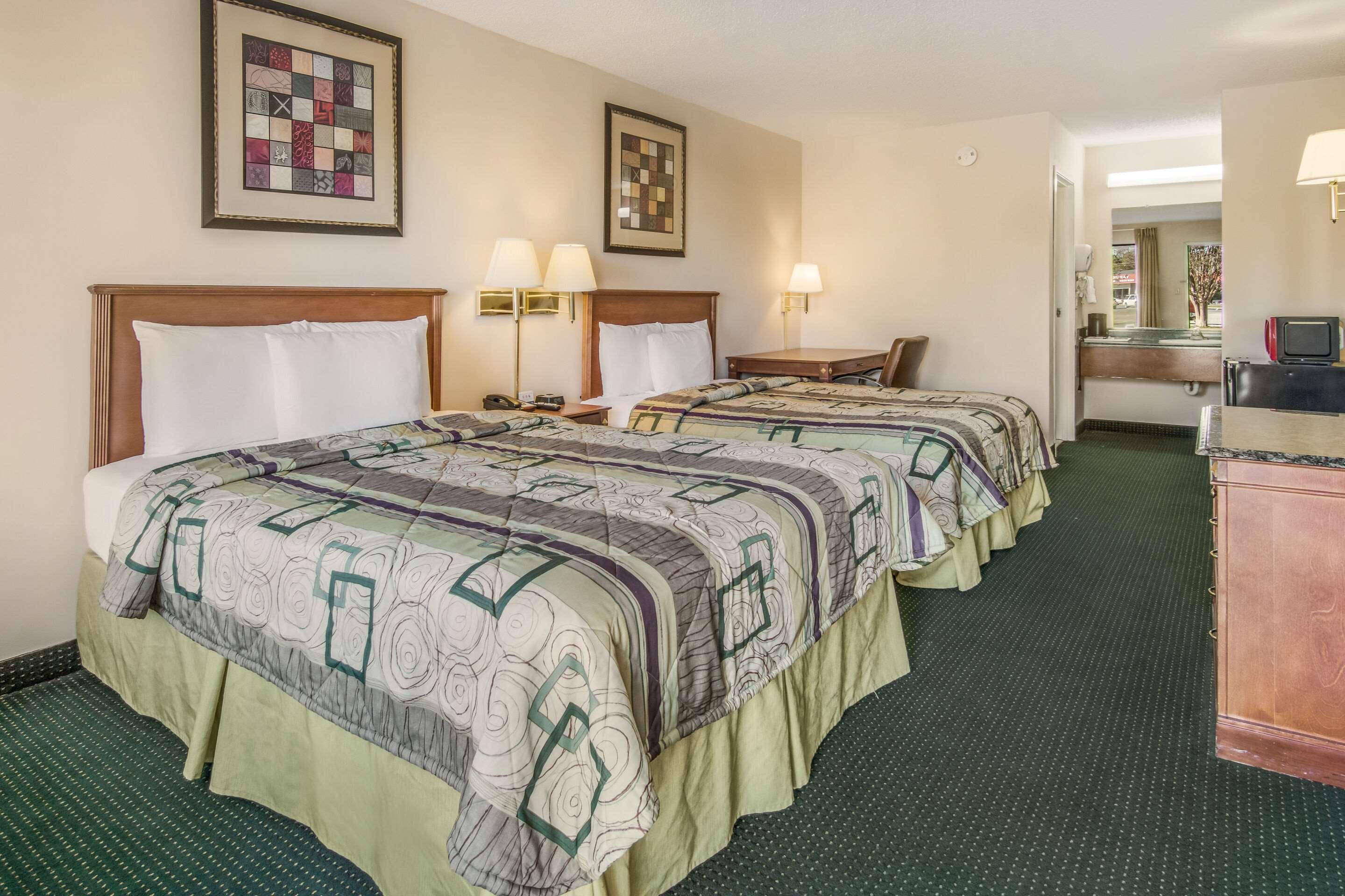 Rodeway Inn & Suites Dublin Εξωτερικό φωτογραφία