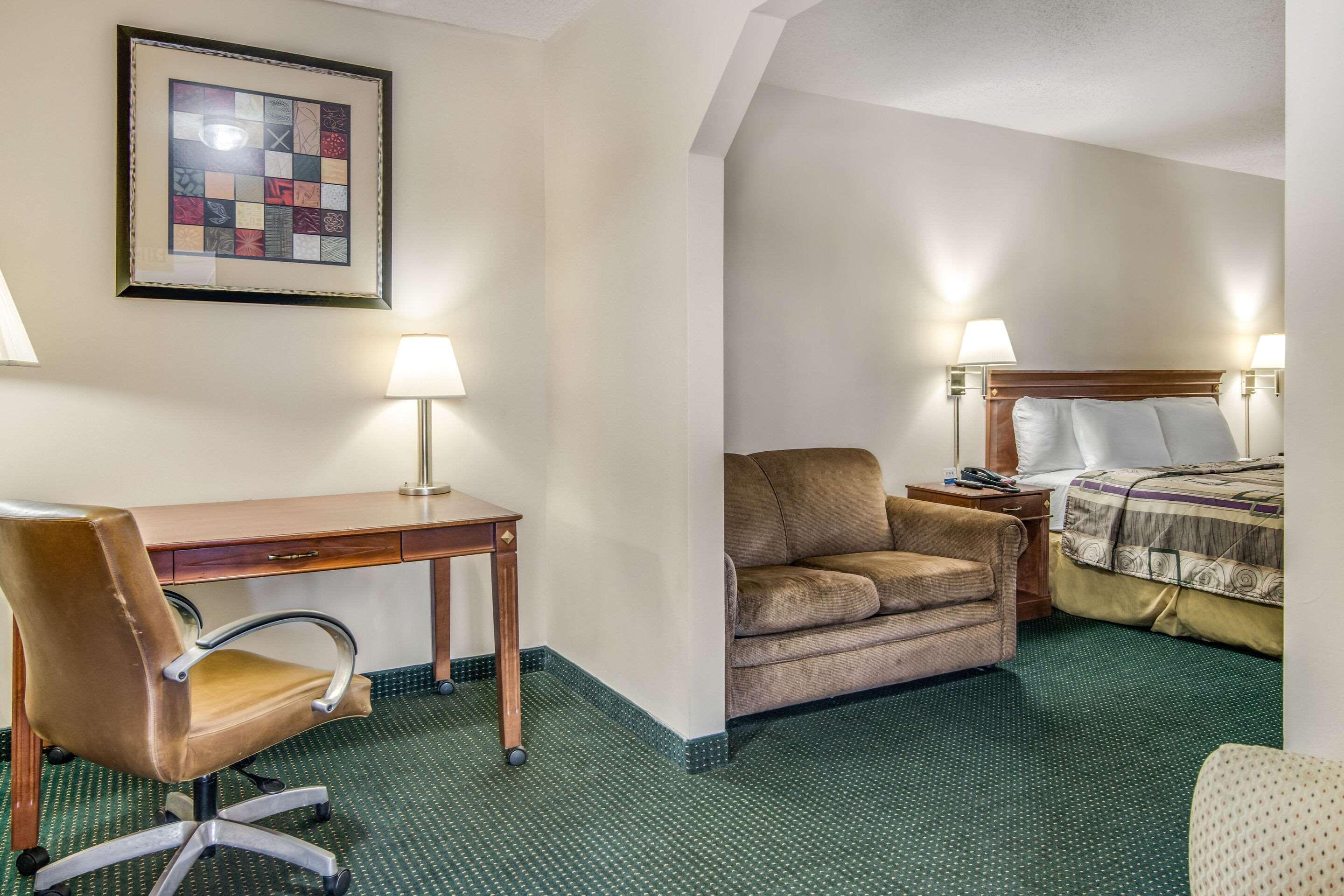 Rodeway Inn & Suites Dublin Εξωτερικό φωτογραφία
