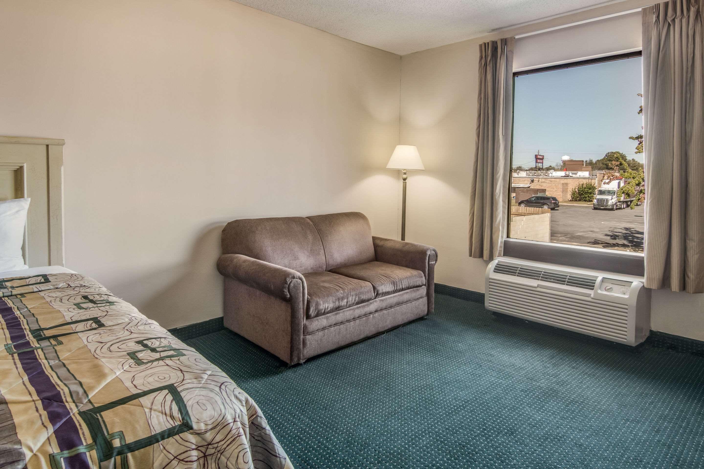 Rodeway Inn & Suites Dublin Εξωτερικό φωτογραφία