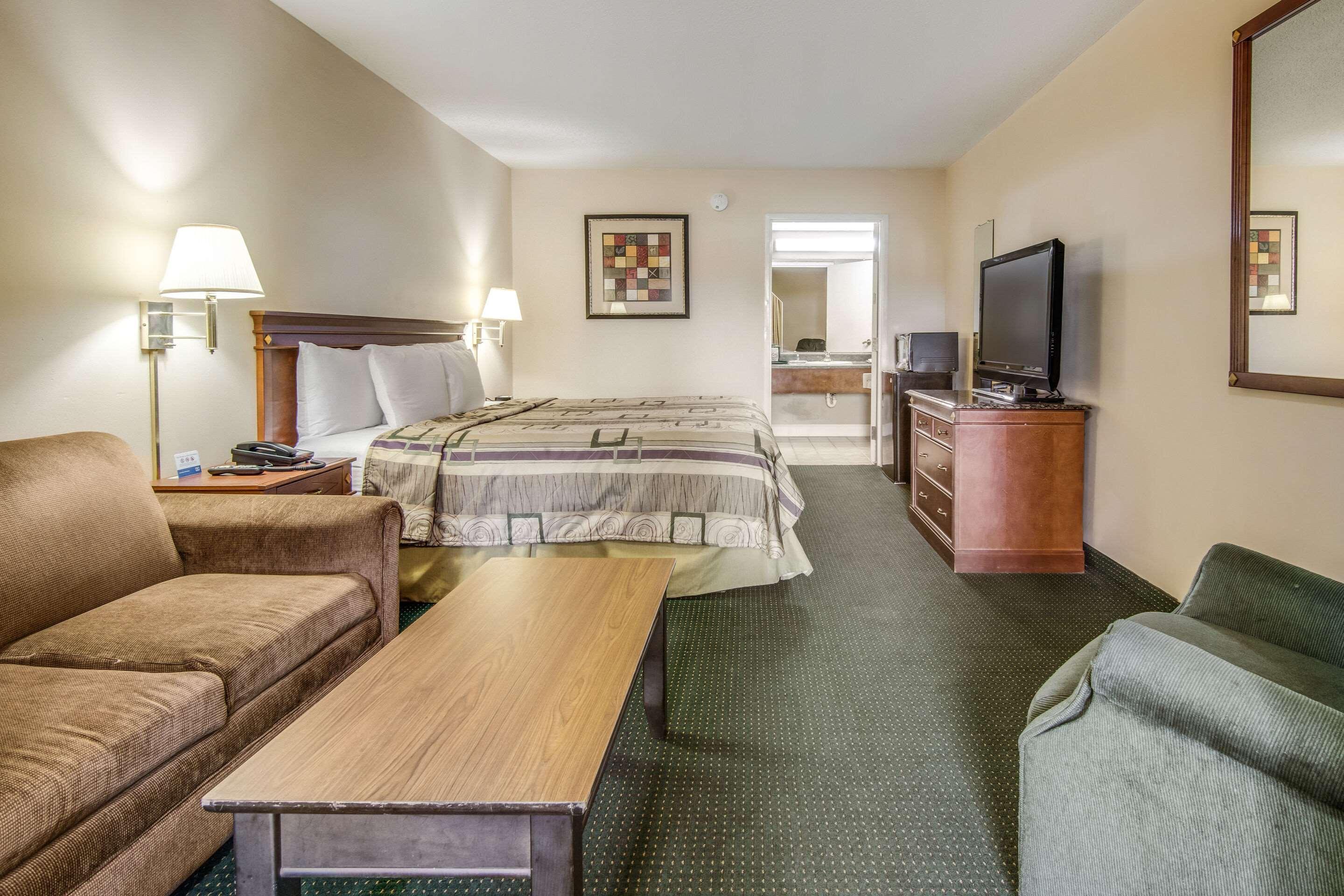 Rodeway Inn & Suites Dublin Εξωτερικό φωτογραφία