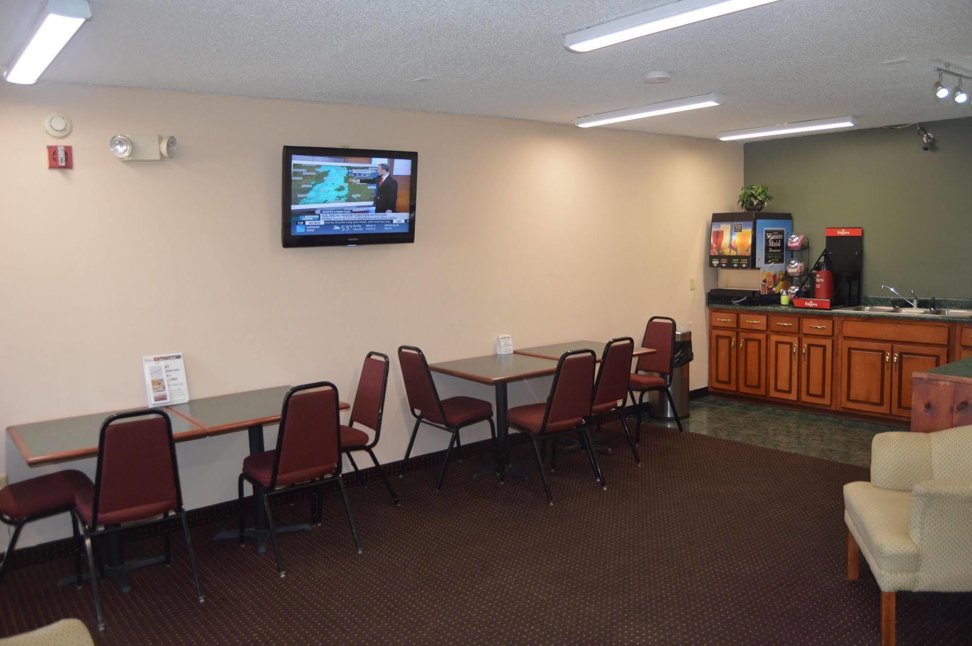 Rodeway Inn & Suites Dublin Εξωτερικό φωτογραφία